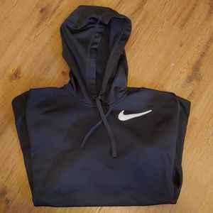 Therma fit black sweatshirt